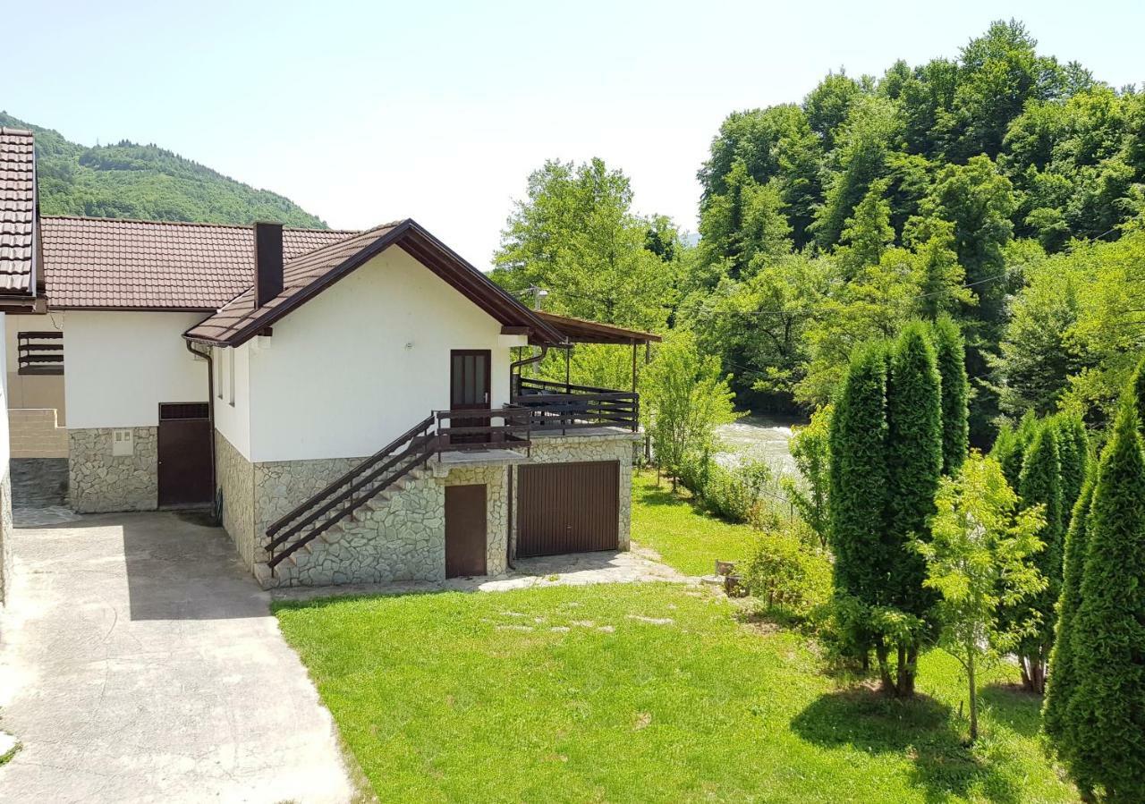 Holiday Home River House Jajce Esterno foto